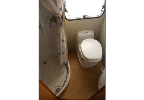 Autocaravana Capuchina ELNAGH M200 de Ocasión
