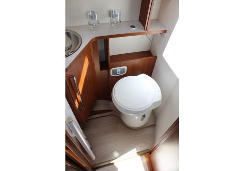Autocaravana Perfilada RAPIDO 7096 F de Ocasión