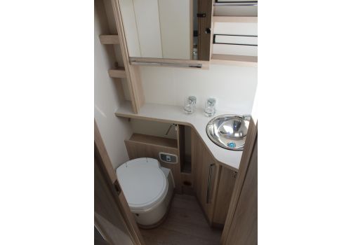 Autocaravana Integral RAPIDO 880F de Ocasión