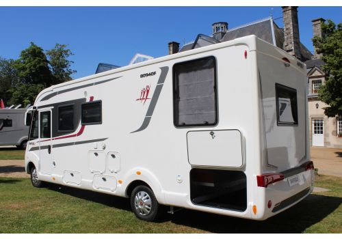 Autocaravana Integral RAPIDO 8094 dF modelo 2020 de Ocasión
