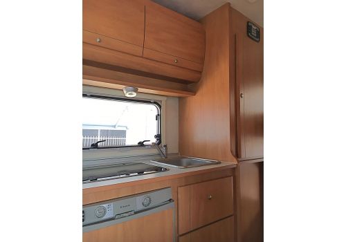Autocaravana Capuchina ELNAGH Sharky L2 de Ocasión