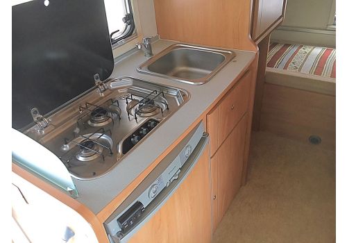 Autocaravana Capuchina ELNAGH Sharky L2 de Ocasión