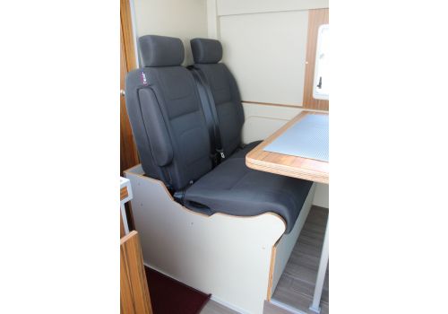 Furgoneta Cámper FIAT Ducato camperizada de Ocasión