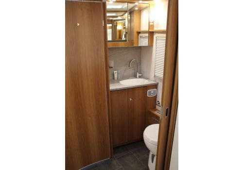 Autocaravana Integral DETHLEFFS Dethleffs Globetrotter XL I 7850-2 EB modelo 2019 de Ocasión