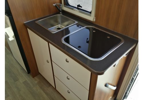 Autocaravana Capuchina RIMOR Katamarano 9 de Ocasión