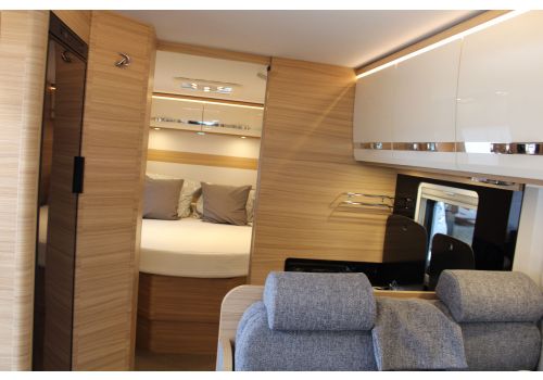 Autocaravana Perfilada DETHLEFFS Globebus T 7 modelo 2019 de Ocasión