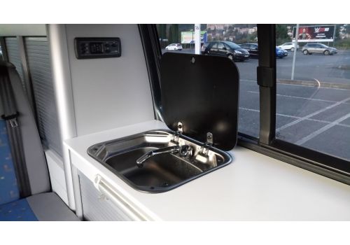 Furgoneta Cámper VOLKSWAGEN T5 camperizada de Ocasión