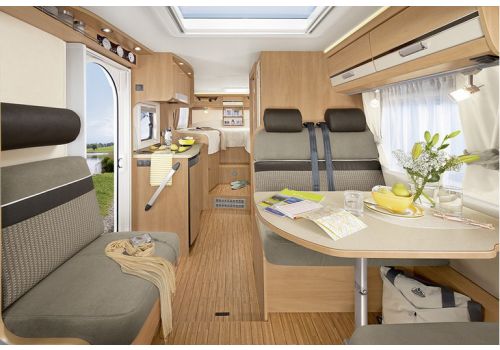 Autocaravana Perfilada DETHLEFFS Globebus T-15 modelo 2016 de Ocasión