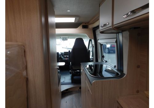 Furgoneta Cámper ROADCAR R540 modelo 2018 de Ocasión