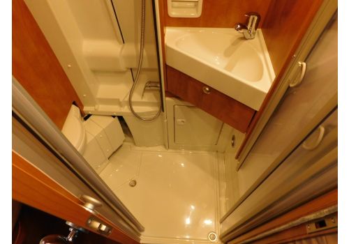 Furgoneta Cámper MALIBU 600 DB Low-bed modelo 2018 de Ocasión