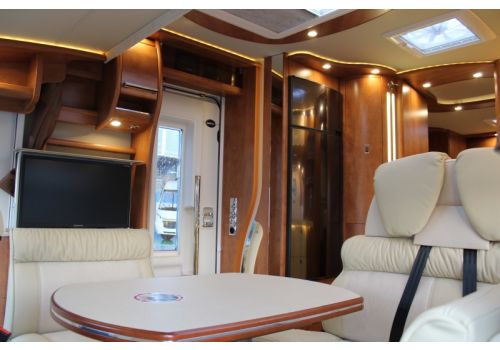 Autocaravana Integral CARTHAGO Chic C-line I 5.0 modelo 2018 de Ocasión