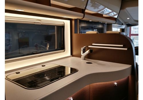 Autocaravana Integral CONCORDE Charisma 900M de Ocasión