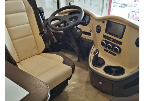 Autocaravana Integral CONCORDE Charisma 900M de Ocasión