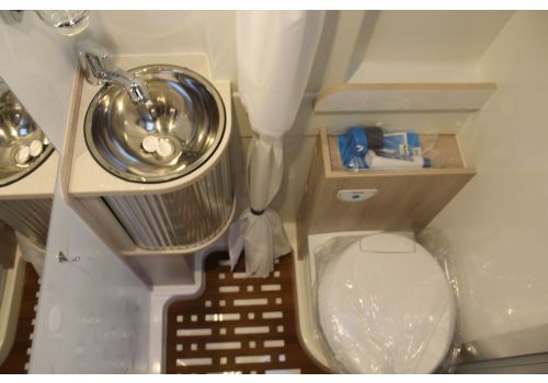 Furgoneta Cámper RAPIDO Van V43 Modelo 2018 de Ocasión