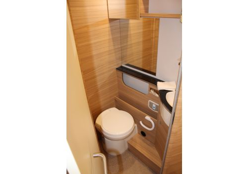 Autocaravana Integral DETHLEFFS Globebus I 7 acabado GT Black modelo 2018 de Ocasión