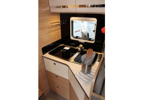 Autocaravana Integral DETHLEFFS Globebus I 7 acabado GT Black modelo 2018 de Ocasión