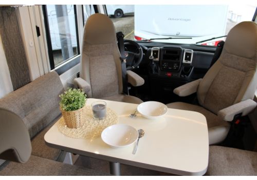 Autocaravana Integral DETHLEFFS Globebus I 7 acabado GT Black modelo 2018 de Ocasión