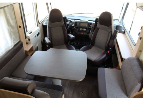 Autocaravana Integral SUNLIGHT I 69 L de Ocasión