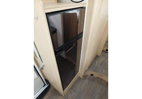 Autocaravana Integral SUNLIGHT I 68 L de Ocasión