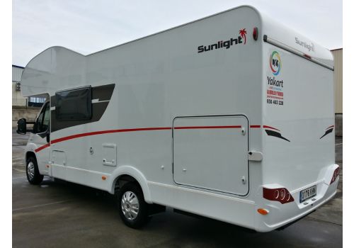 Autocaravana Capuchina SUNLIGHT A-70 con amplio garaje de Ocasión