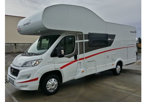 Autocaravana Capuchina SUNLIGHT A-70 con amplio garaje de Ocasión