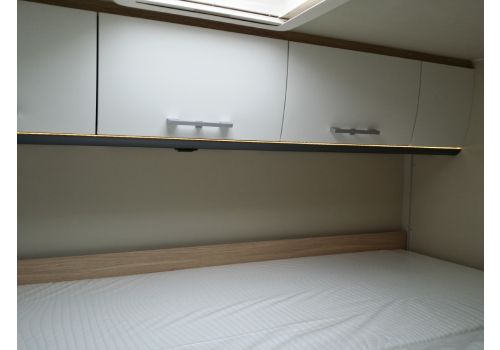 Autocaravana Capuchina SUNLIGHT A-70 con amplio garaje de Ocasión