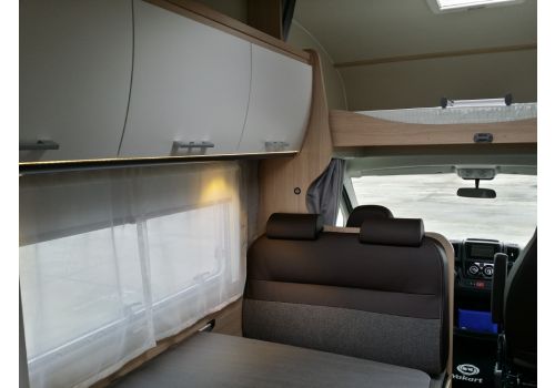 Autocaravana Capuchina SUNLIGHT A-70 con amplio garaje de Ocasión