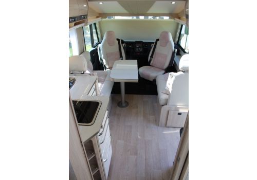 Autocaravana Integral RAPIDO 896F Modelo 2018 Nueva en Venta