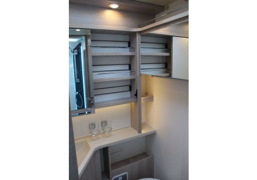 Autocaravana Integral RAPIDO I-96 Modelo 2018 Nueva en Venta