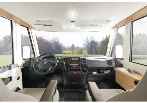 Autocaravana Integral DETHLEFFS Globebus I-15 modelo 2016 de Ocasión