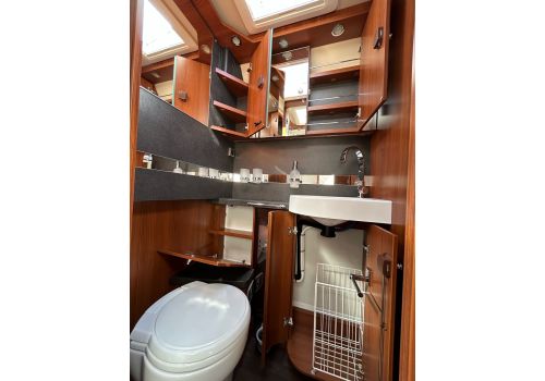 Autocaravana Integral CARTHAGO Liner for two I 53 de Ocasión
