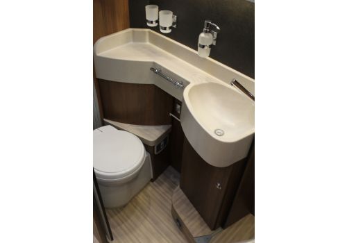 Autocaravana Integral CARTHAGO C Tourer I 144 QB de Ocasión