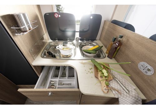 Autocaravana Perfilada DETHLEFFS Trend T 6717 EB modelo 2019 de Ocasión