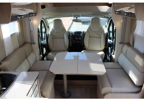 Autocaravana Perfilada RAPIDO 666F Modelo 2018 de Ocasión
