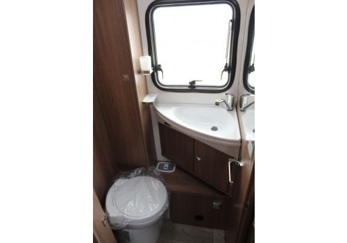 Autocaravana Perfilada DETHLEFFS Trend T 7057 EB de Ocasión