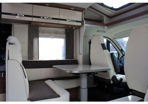 Autocaravana Perfilada DETHLEFFS Trend T 7057 DBM de Ocasión