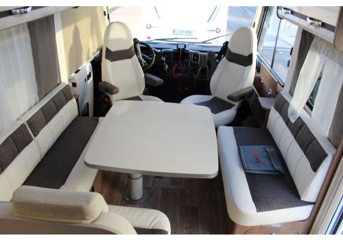 Autocaravana Integral DETHLEFFS Trend I 6767 de Ocasión