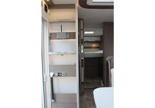 Autocaravana Integral DETHLEFFS Magic Edition I 3 DBM modelo 2018 de Ocasión