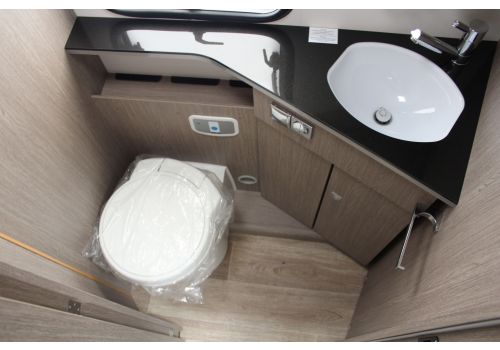 Autocaravana Integral DETHLEFFS Magic Edition I 3 DBM modelo 2018 de Ocasión