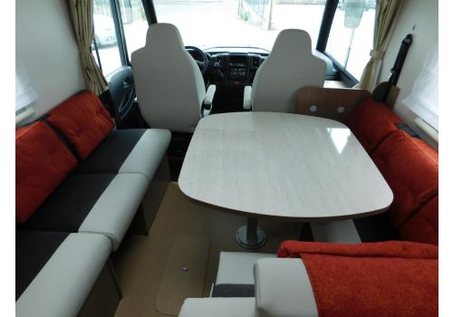 Autocaravana Integral ITINEO SB700 de Ocasión