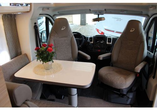 Autocaravana Perfilada DETHLEFFS Globebus T1 GT Black de Ocasión