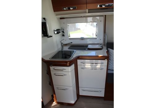 Autocaravana Perfilada RAPIDO 686F Modelo 2020 Nueva en Venta