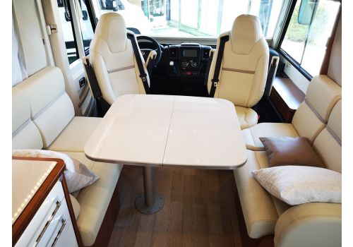 Autocaravana Integral RAPIDO 8094DF de Ocasión