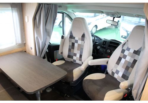 Autocaravana Perfilada SUNLIGHT T 65 de Ocasión