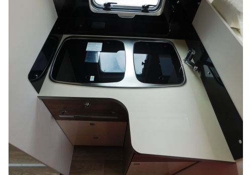 Autocaravana Integral DETHLEFFS Trend I 7057 DBM de Ocasión
