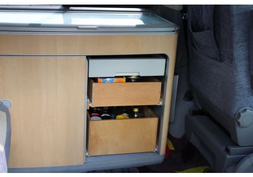 Furgoneta Cámper VOLKSWAGEN Transporter T5 Comfortline de Ocasión