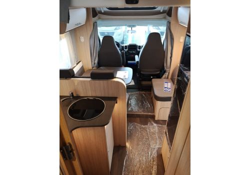 Autocaravana Perfilada SUNLIGHT T 68 modelo 2019 Nueva en Venta