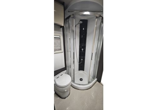 Autocaravana Integral CONCORDE Carver 890 RRL de Ocasión