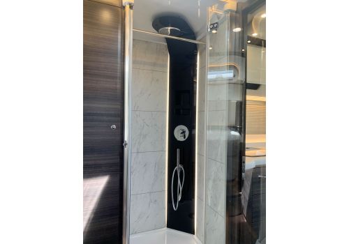 Autocaravana Integral CONCORDE Charisma 910 MI de Ocasión