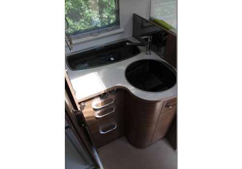 Autocaravana Integral ITINEO JB 700 modelo 2018 de Ocasión